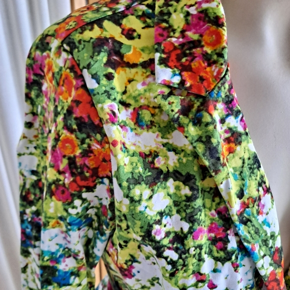 Notations bright floral one button blazer with sinched sleeve - Picture 3 of 6